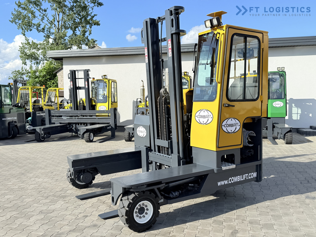 COMBILIFT C4000 / GAS / DUPLEX - 4100MM / SIDE SHIFT / FREE LIFT / FULL HEATED CABIN / ONLY 4223 HOURS / CONDITION – LIKE NEW! - משאית הגעה ב-4 דרכים: תמונה 1 COMBILIFT C4000 / GAS / DUPLEX - 4100MM / SIDE SHIFT / FREE LIFT / FULL HEATED CABIN / ONLY 4223 HOURS / CONDITION – LIKE NEW! - משאית הגעה ב-4 דרכים: תמונה 1