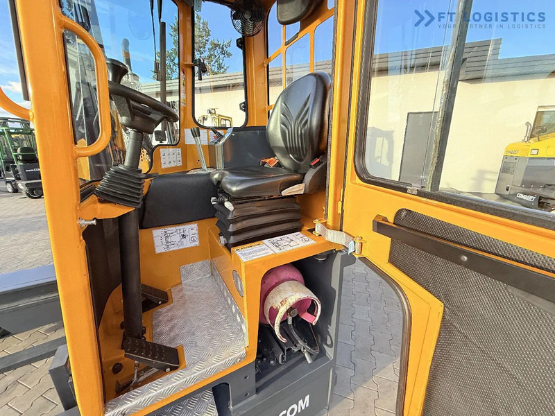 משאית הגעה ב-4 דרכים Combilift C3000 / GAS / DUPLEX 4500MM / ONLY 3096 HOURS / FORK SIDE SHIFT / FULL CABIN / EXCELLENT CONDITION / Wide range of four-way and: תמונה 11 משאית הגעה ב-4 דרכים Combilift C3000 / GAS / DUPLEX 4500MM / ONLY 3096 HOURS / FORK SIDE SHIFT / FULL CABIN / EXCELLENT CONDITION / Wide range of four-way and: תמונה 11