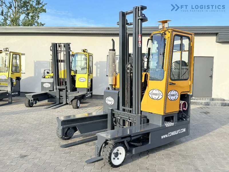 Combilift C3000 / GAS / DUPLEX 4500MM / ONLY 3096 HOURS / FORK SIDE SHIFT / FULL CABIN / EXCELLENT CONDITION / Wide range of four-way and - משאית הגעה ב-4 דרכים: תמונה 1 Combilift C3000 / GAS / DUPLEX 4500MM / ONLY 3096 HOURS / FORK SIDE SHIFT / FULL CABIN / EXCELLENT CONDITION / Wide range of four-way and - משאית הגעה ב-4 דרכים: תמונה 1
