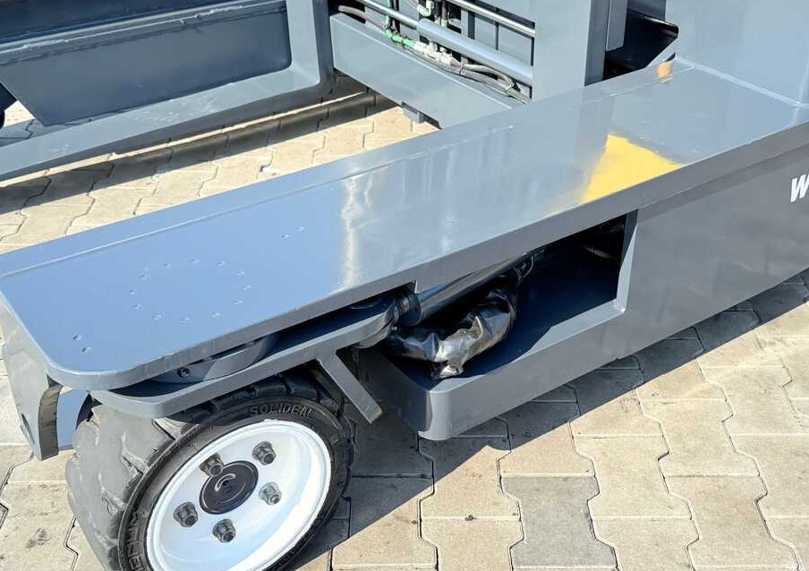 Combilift C3000 / GAS / TRIPLEX - 4900MM / ONLY 1537 HOURS / FORK POSITIONER / CABIN / LIKE NEW - משאית הגעה ב-4 דרכים: תמונה 2 Combilift C3000 / GAS / TRIPLEX - 4900MM / ONLY 1537 HOURS / FORK POSITIONER / CABIN / LIKE NEW - משאית הגעה ב-4 דרכים: תמונה 2