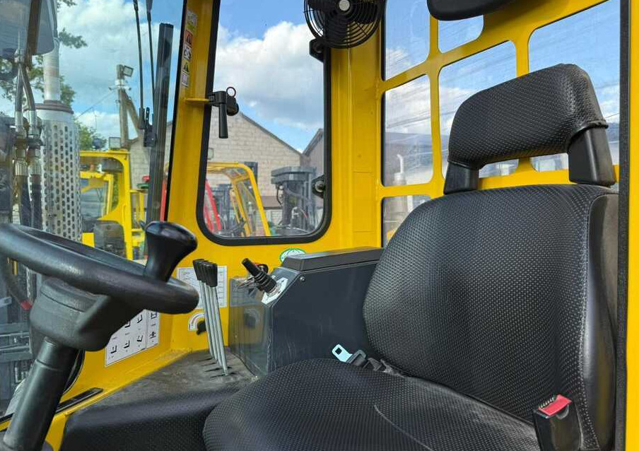 Combilift C3000 / ONLY 1510 HOURS / GAS / TRIPLEX 4900 / LIKE NEW - משאית הגעה ב-4 דרכים: תמונה 2 Combilift C3000 / ONLY 1510 HOURS / GAS / TRIPLEX 4900 / LIKE NEW - משאית הגעה ב-4 דרכים: תמונה 2