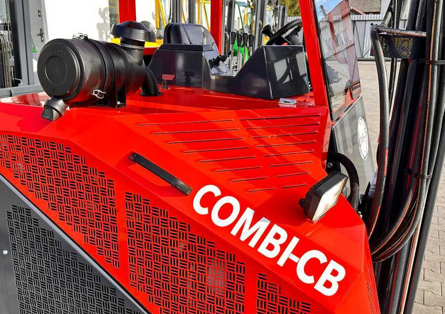 Combilift C3000CB / LPG / TRIPLEX / 5500MM / FREE LIFT / SIDE SHIFT + FORK POSITIONER / LIKE NEW - משאית הגעה ב-4 דרכים: תמונה 5 Combilift C3000CB / LPG / TRIPLEX / 5500MM / FREE LIFT / SIDE SHIFT + FORK POSITIONER / LIKE NEW - משאית הגעה ב-4 דרכים: תמונה 5