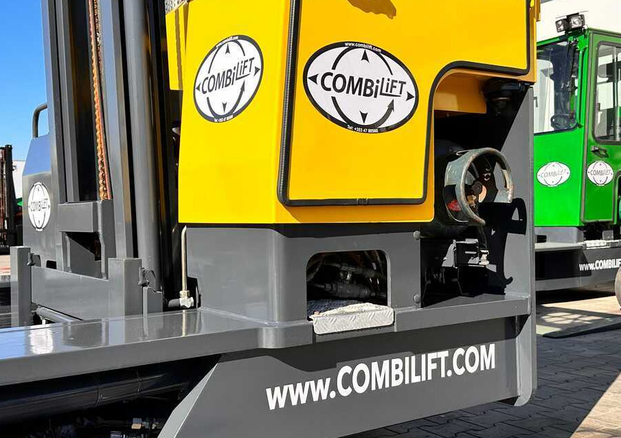 Combilift C4000 / LPG / DUPLEX / 4100MM / WEIGHT / FORK SIDE SHIFT / LIKE NEW - משאית הגעה ב-4 דרכים: תמונה 3 Combilift C4000 / LPG / DUPLEX / 4100MM / WEIGHT / FORK SIDE SHIFT / LIKE NEW - משאית הגעה ב-4 דרכים: תמונה 3