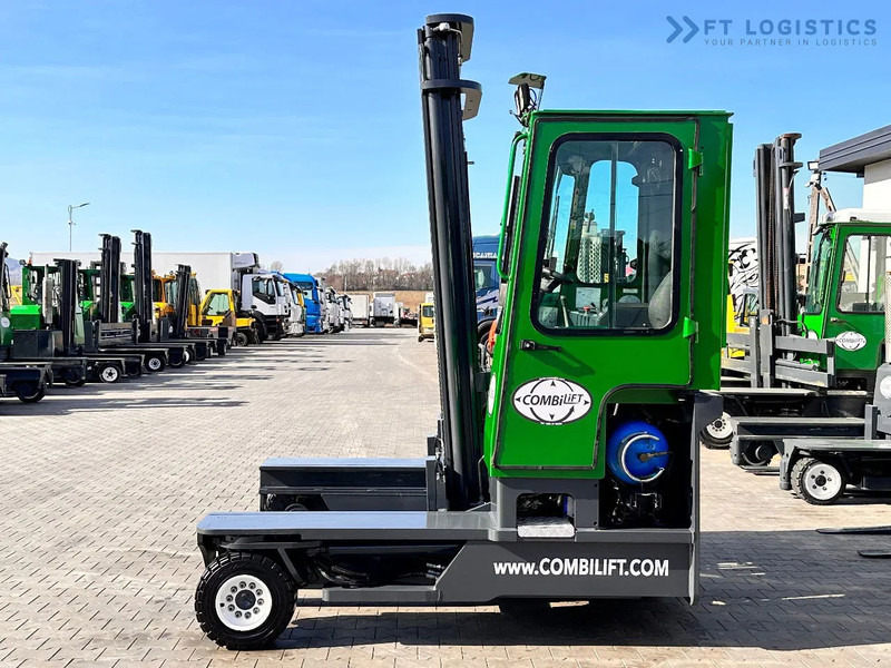 Combilift C4000 / LPG / DUPLEX / 4500MM / FREE LIFT / LIKE NEW C4000 / LPG / DUPLEX / 4500MM / FREE LIFT / LIKE NEW - משאית הגעה ב-4 דרכים: תמונה 3 Combilift C4000 / LPG / DUPLEX / 4500MM / FREE LIFT / LIKE NEW C4000 / LPG / DUPLEX / 4500MM / FREE LIFT / LIKE NEW - משאית הגעה ב-4 דרכים: תמונה 3