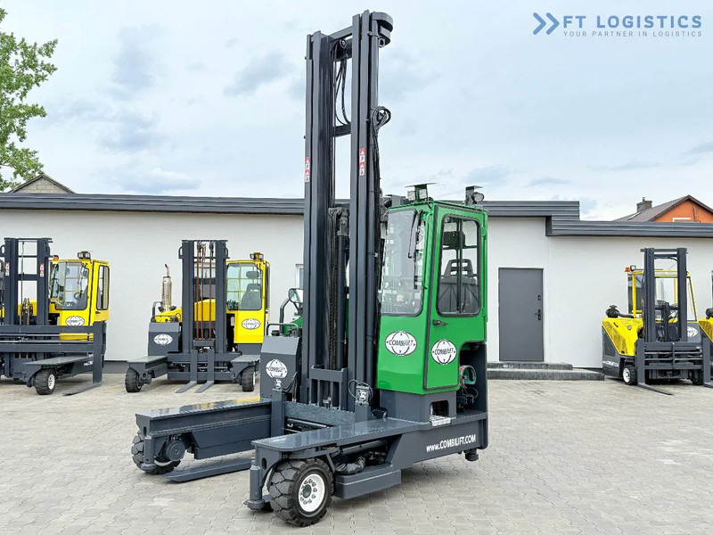 Combilift C4000 / TRIPLEX / 9300MM / FREE LIFT / POSITIONER / GAS / CABIN C4000 / TRIPLEX / 9300MM / FREE LIFT / POSITIONER / GAS / CABIN - משאית הגעה ב-4 דרכים: תמונה 2 Combilift C4000 / TRIPLEX / 9300MM / FREE LIFT / POSITIONER / GAS / CABIN C4000 / TRIPLEX / 9300MM / FREE LIFT / POSITIONER / GAS / CABIN - משאית הגעה ב-4 דרכים: תמונה 2
