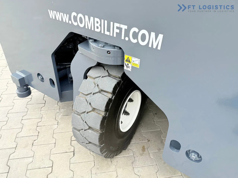 משאית הגעה ב-4 דרכים Combilift C4000 / TRIPLEX / 9300MM / FREE LIFT / POSITIONER / GAS / CABIN C4000 / TRIPLEX / 9300MM / FREE LIFT / POSITIONER / GAS / CABIN: תמונה 10 משאית הגעה ב-4 דרכים Combilift C4000 / TRIPLEX / 9300MM / FREE LIFT / POSITIONER / GAS / CABIN C4000 / TRIPLEX / 9300MM / FREE LIFT / POSITIONER / GAS / CABIN: תמונה 10