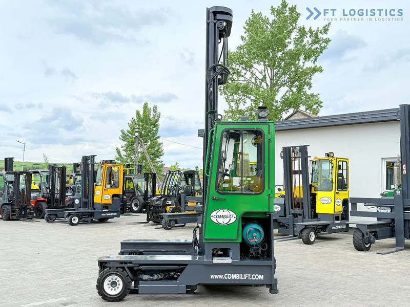 Combilift C4000 / TRIPLEX / 9300MM / FREE LIFT / POSITIONER / GAS / CABIN C4000 / TRIPLEX / 9300MM / FREE LIFT / POSITIONER / GAS / CABIN - משאית הגעה ב-4 דרכים: תמונה 3 Combilift C4000 / TRIPLEX / 9300MM / FREE LIFT / POSITIONER / GAS / CABIN C4000 / TRIPLEX / 9300MM / FREE LIFT / POSITIONER / GAS / CABIN - משאית הגעה ב-4 דרכים: תמונה 3