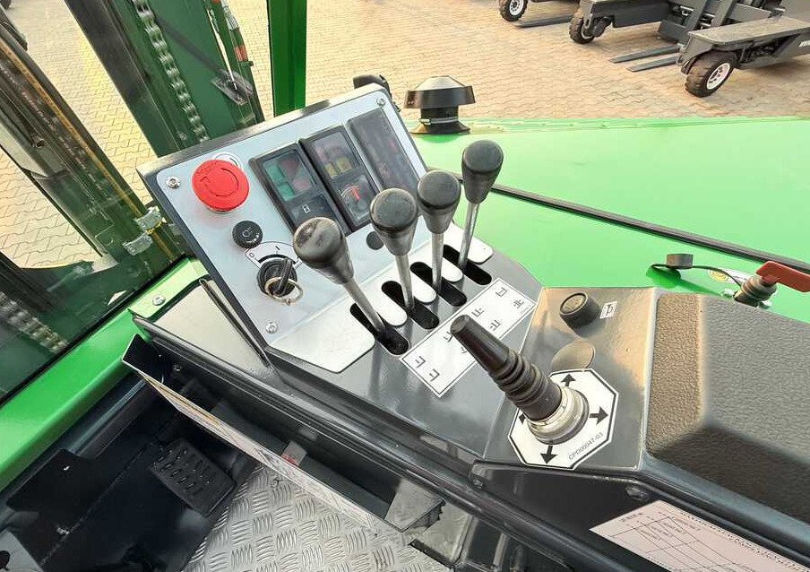 הַחכָּרָה  Combilift C4000CB / TRIPLEX - 5200MM / LPG / FREE LIFT / FORK POSITIONER / FORK SIDESHIFT / HEIGHT 2450MM / LIKE NEW Combilift C4000CB / TRIPLEX - 5200MM / LPG / FREE LIFT / FORK POSITIONER / FORK SIDESHIFT / HEIGHT 2450MM / LIKE NEW: תמונה 15