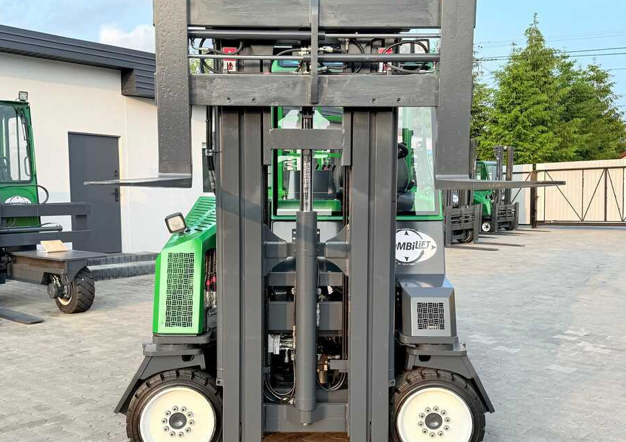 הַחכָּרָה  Combilift C4000CB / TRIPLEX - 5200MM / LPG / FREE LIFT / FORK POSITIONER / FORK SIDESHIFT / HEIGHT 2450MM / LIKE NEW Combilift C4000CB / TRIPLEX - 5200MM / LPG / FREE LIFT / FORK POSITIONER / FORK SIDESHIFT / HEIGHT 2450MM / LIKE NEW: תמונה 20