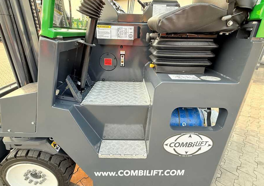 הַחכָּרָה  Combilift C4000CB / TRIPLEX - 5200MM / LPG / FREE LIFT / FORK POSITIONER / FORK SIDESHIFT / HEIGHT 2450MM / LIKE NEW Combilift C4000CB / TRIPLEX - 5200MM / LPG / FREE LIFT / FORK POSITIONER / FORK SIDESHIFT / HEIGHT 2450MM / LIKE NEW: תמונה 12