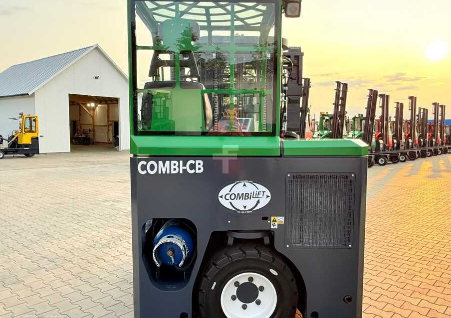 הַחכָּרָה  Combilift C4000CB / TRIPLEX - 5200MM / LPG / FREE LIFT / FORK POSITIONER / FORK SIDESHIFT / HEIGHT 2450MM / LIKE NEW Combilift C4000CB / TRIPLEX - 5200MM / LPG / FREE LIFT / FORK POSITIONER / FORK SIDESHIFT / HEIGHT 2450MM / LIKE NEW: תמונה 27
