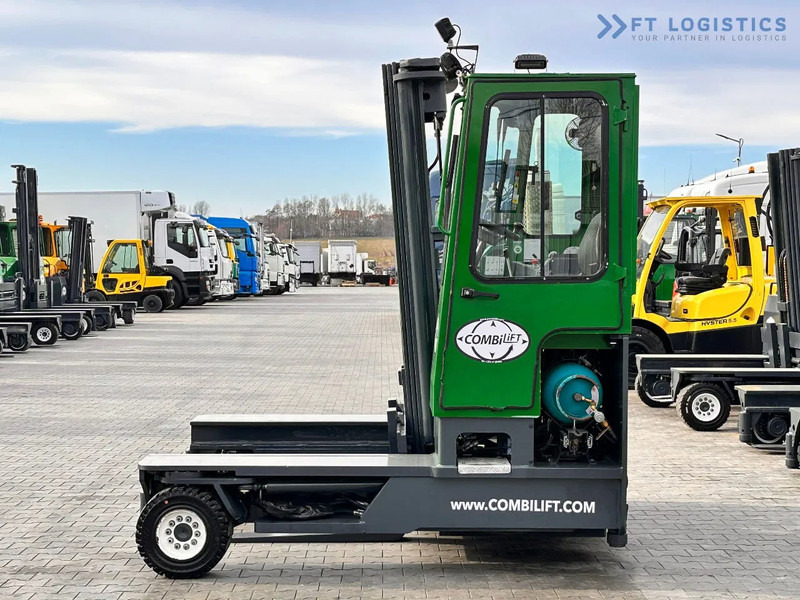 Combilift C4500 / LPG / TRIPLEX / 5500MM / FREE LIFT / HYDRAULIC FORK SHIFT / Like New C4500 / LPG / TRIPLEX / 5500MM / FREE LIFT / HYDRAU - משאית הגעה ב-4 דרכים: תמונה 3 Combilift C4500 / LPG / TRIPLEX / 5500MM / FREE LIFT / HYDRAULIC FORK SHIFT / Like New C4500 / LPG / TRIPLEX / 5500MM / FREE LIFT / HYDRAU - משאית הגעה ב-4 דרכים: תמונה 3
