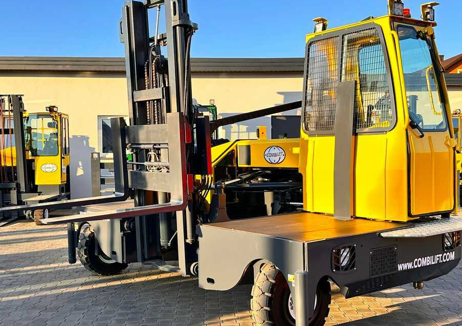 Combilift C5000SL-2019 year-Free lift - Like new - מעמיס צד: תמונה 1 Combilift C5000SL-2019 year-Free lift - Like new - מעמיס צד: תמונה 1