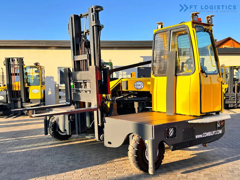 Combilift C5000SL / 5T / DUPLEX – 4000 MM / FREE LIFT / LPG / LIKE NEW!!! C5000SL / 5T / DUPLEX – 4000 MM / FREE LIFT / LPG / LIKE NEW!!! - משאית הגעה ב-4 דרכים: תמונה 1 Combilift C5000SL / 5T / DUPLEX – 4000 MM / FREE LIFT / LPG / LIKE NEW!!! C5000SL / 5T / DUPLEX – 4000 MM / FREE LIFT / LPG / LIKE NEW!!! - משאית הגעה ב-4 דרכים: תמונה 1