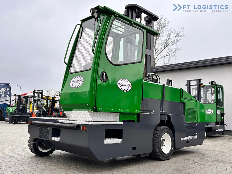 Combilift C5000SL / DIESEL / 4500MM / DUPLEX / CABIN / PLATFORMS / LIKE NEW C5000SL / DIESEL / 4500MM / DUPLEX / CABIN / PLATFORMS / LIKE - מעמיס צד: תמונה 4 Combilift C5000SL / DIESEL / 4500MM / DUPLEX / CABIN / PLATFORMS / LIKE NEW C5000SL / DIESEL / 4500MM / DUPLEX / CABIN / PLATFORMS / LIKE - מעמיס צד: תמונה 4