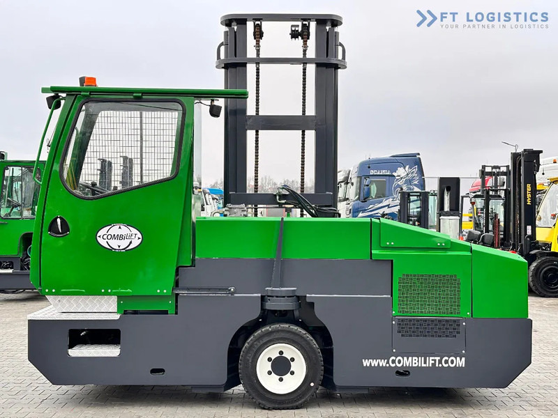 Combilift C5000SL / DIESEL / 4500MM / DUPLEX / CABIN / PLATFORMS / LIKE NEW C5000SL / DIESEL / 4500MM / DUPLEX / CABIN / PLATFORMS / LIKE - מעמיס צד: תמונה 3 Combilift C5000SL / DIESEL / 4500MM / DUPLEX / CABIN / PLATFORMS / LIKE NEW C5000SL / DIESEL / 4500MM / DUPLEX / CABIN / PLATFORMS / LIKE - מעמיס צד: תמונה 3