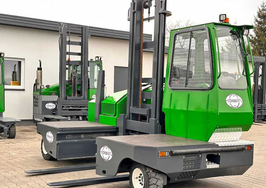 Combilift C5000SL / DIESEL / 4500MM / DUPLEX / CABIN / PLATFORMS / LIKE NEW - מעמיס צד: תמונה 1 Combilift C5000SL / DIESEL / 4500MM / DUPLEX / CABIN / PLATFORMS / LIKE NEW - מעמיס צד: תמונה 1