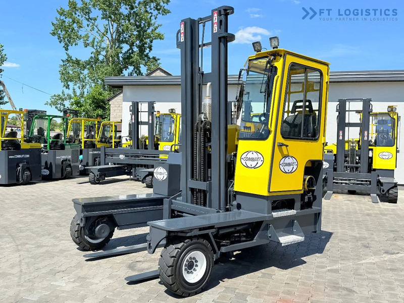 Combilift C5000XL / GAS / DUPLEX / 4500MM / FREE LIFT / SIDESHIFT / FORK POSITIONER / XL CABIN / NEW TYRES C5000XL / GAS / DUPLEX / 4500MM - משאית הגעה ב-4 דרכים: תמונה 4 Combilift C5000XL / GAS / DUPLEX / 4500MM / FREE LIFT / SIDESHIFT / FORK POSITIONER / XL CABIN / NEW TYRES C5000XL / GAS / DUPLEX / 4500MM - משאית הגעה ב-4 דרכים: תמונה 4