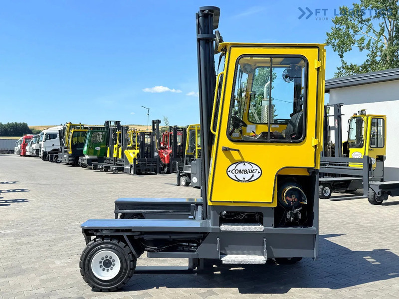 Combilift C5000XL / GAS / DUPLEX / 4500MM / FREE LIFT / SIDESHIFT / FORK POSITIONER / XL CABIN / NEW TYRES C5000XL / GAS / DUPLEX / 4500MM - משאית הגעה ב-4 דרכים: תמונה 2 Combilift C5000XL / GAS / DUPLEX / 4500MM / FREE LIFT / SIDESHIFT / FORK POSITIONER / XL CABIN / NEW TYRES C5000XL / GAS / DUPLEX / 4500MM - משאית הגעה ב-4 דרכים: תמונה 2