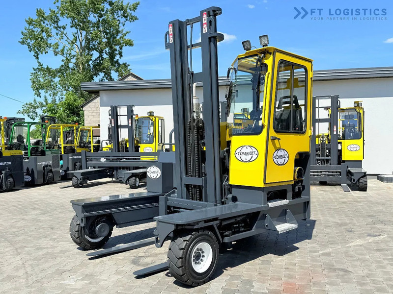 Combilift C5000XL / GAS / DUPLEX / 4500MM / FREE LIFT / SIDESHIFT / FORK POSITIONER / XL CABIN / NEW TYRES C5000XL / GAS / DUPLEX / 4500MM - משאית הגעה ב-4 דרכים: תמונה 1 Combilift C5000XL / GAS / DUPLEX / 4500MM / FREE LIFT / SIDESHIFT / FORK POSITIONER / XL CABIN / NEW TYRES C5000XL / GAS / DUPLEX / 4500MM - משאית הגעה ב-4 דרכים: תמונה 1