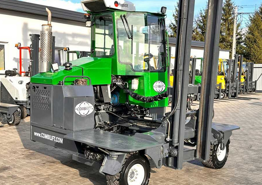 משאית הגעה ב-4 דרכים Combilift C5000XL / LPG / AIR CONDITIONING / WIDE POSITIONER / DUPLEX MAST / ADJUSTABLE FORKS / NEW TIRES / EXCELLENT CONDITION!: תמונה 27