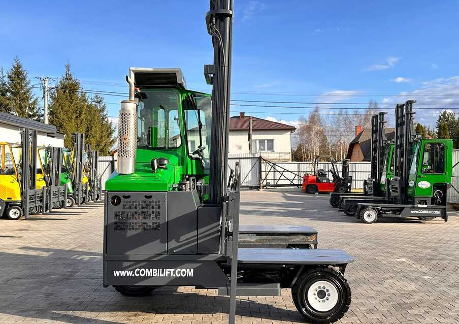 משאית הגעה ב-4 דרכים Combilift C5000XL / LPG / AIR CONDITIONING / WIDE POSITIONER / DUPLEX MAST / ADJUSTABLE FORKS / NEW TIRES / EXCELLENT CONDITION!: תמונה 9