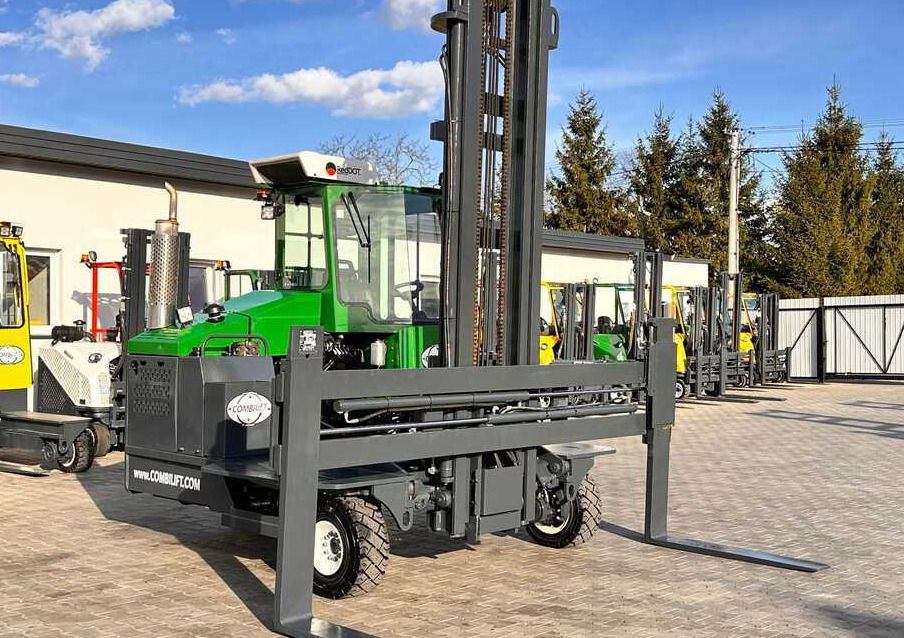 משאית הגעה ב-4 דרכים Combilift C5000XL / LPG / AIR CONDITIONING / WIDE POSITIONER / DUPLEX MAST / ADJUSTABLE FORKS / NEW TIRES / EXCELLENT CONDITION!: תמונה 16