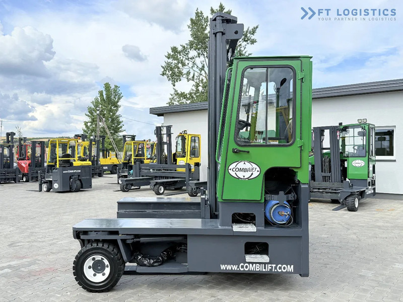 Combilift C8000 / GAS / DUPLEX – 4700MM / FORK POSITIONER / FREE LIFT / FULL HEATED CABIN / ONLY 5141 HOURS / CONDITION – LIKE NEW! C8000 - משאית הגעה ב-4 דרכים: תמונה 2 Combilift C8000 / GAS / DUPLEX – 4700MM / FORK POSITIONER / FREE LIFT / FULL HEATED CABIN / ONLY 5141 HOURS / CONDITION – LIKE NEW! C8000 - משאית הגעה ב-4 דרכים: תמונה 2