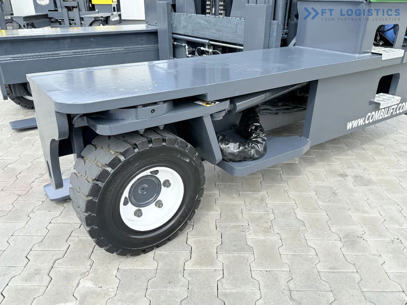 Combilift C8000 / GAS / DUPLEX – 4700MM / FORK POSITIONER / FREE LIFT / FULL HEATED CABIN / ONLY 5141 HOURS / CONDITION – LIKE NEW! C8000 - משאית הגעה ב-4 דרכים: תמונה 3 Combilift C8000 / GAS / DUPLEX – 4700MM / FORK POSITIONER / FREE LIFT / FULL HEATED CABIN / ONLY 5141 HOURS / CONDITION – LIKE NEW! C8000 - משאית הגעה ב-4 דרכים: תמונה 3