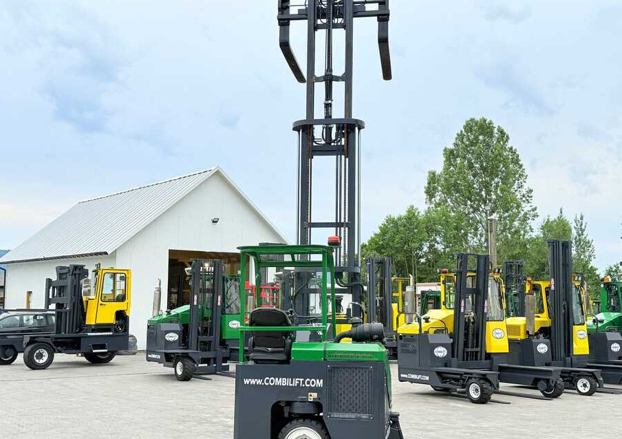 הַחכָּרָה  Combilift CB3000 / DIESEL / TRIPLEX 4900MM / FREE LIFT / SIDESHIFT / FORK POSITIONER / 1500MM FORKS / LIKE NEW Combilift CB3000 / DIESEL / TRIPLEX 4900MM / FREE LIFT / SIDESHIFT / FORK POSITIONER / 1500MM FORKS / LIKE NEW: תמונה 35