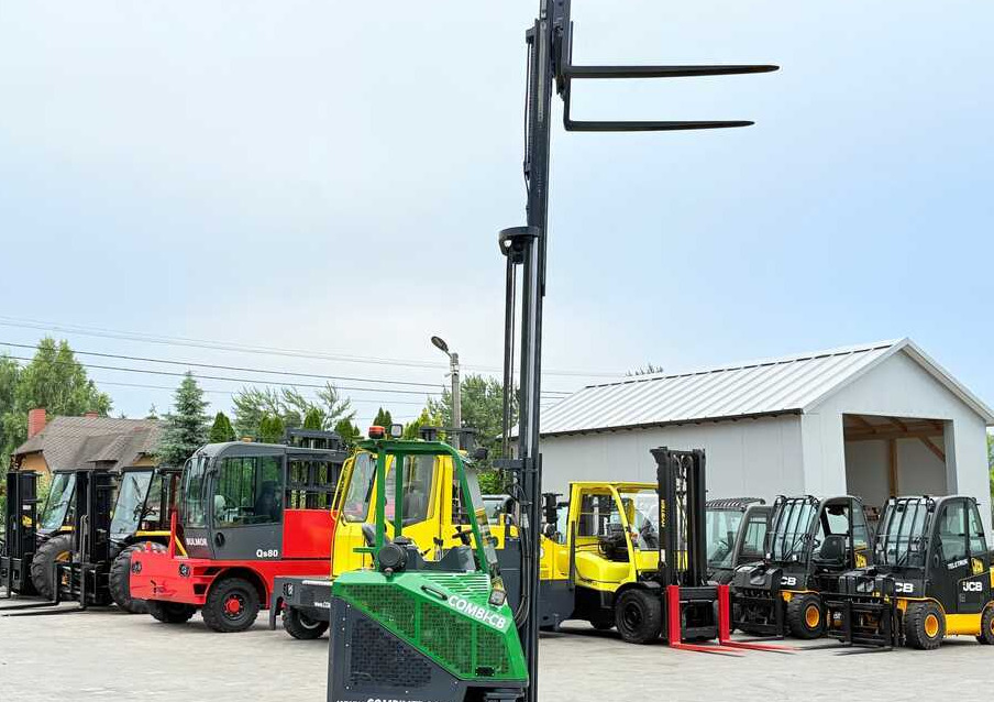 הַחכָּרָה  Combilift CB3000 / DIESEL / TRIPLEX 4900MM / FREE LIFT / SIDESHIFT / FORK POSITIONER / 1500MM FORKS / LIKE NEW Combilift CB3000 / DIESEL / TRIPLEX 4900MM / FREE LIFT / SIDESHIFT / FORK POSITIONER / 1500MM FORKS / LIKE NEW: תמונה 34