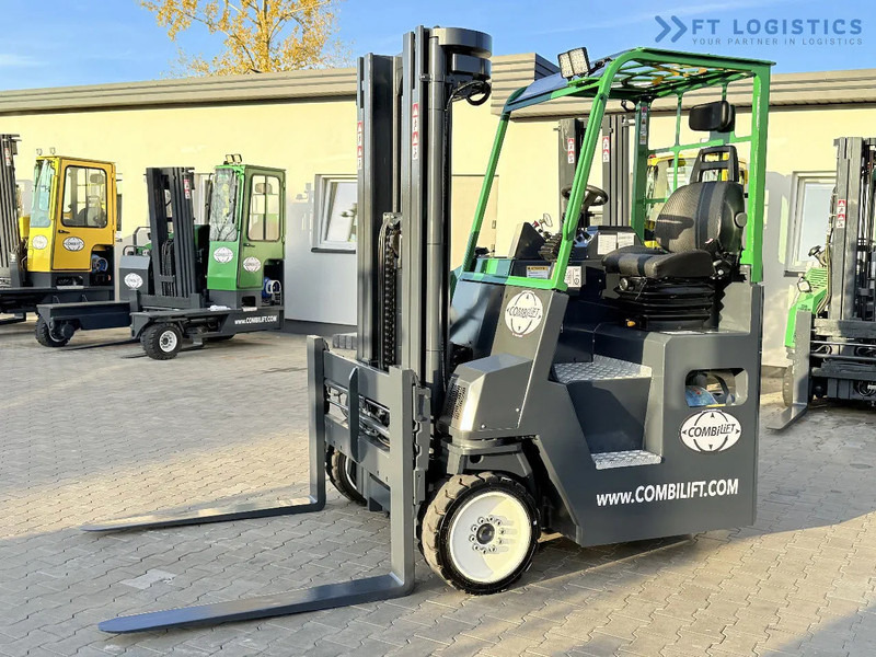 Combilift CB4000 / GAS / TRIPLEX 5200MM / FREE LIFT / FORK POSITIONER / SIDE SHIFT / EXCELLENT CONDITION / Wide range of four-way and side - משאית הגעה ב-4 דרכים: תמונה 2 Combilift CB4000 / GAS / TRIPLEX 5200MM / FREE LIFT / FORK POSITIONER / SIDE SHIFT / EXCELLENT CONDITION / Wide range of four-way and side - משאית הגעה ב-4 דרכים: תמונה 2