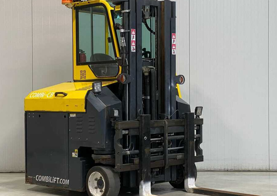 Combilift CBE2500 / TRIPLEX / 4900 / FREE LIFT - משאית הגעה ב-4 דרכים: תמונה 1 Combilift CBE2500 / TRIPLEX / 4900 / FREE LIFT - משאית הגעה ב-4 דרכים: תמונה 1