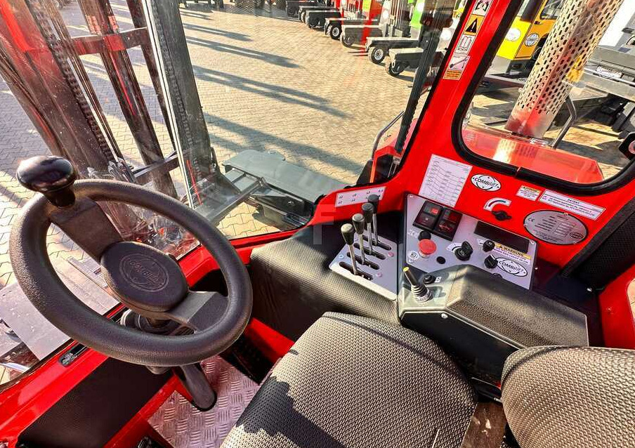 משאית הגעה ב-4 דרכים Combilift COMBILIFT C4000 – TRIPLEX 9300 mm – Year 2017 – GAS – FREE LIFT – FORK SIDE SHIFT – CONDITION 5/5: תמונה 20