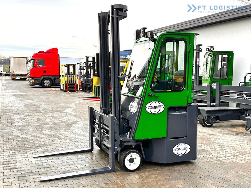 Combilift Combilift C3000CB - DUPLEX 4000mm - Year 2015 - / CABIN - HEATING / ONLY 6546 MTH / EXCELLENT CONDITION / LIKE NEW! Combilift C3 - משאית הגעה ב-4 דרכים: תמונה 3 Combilift Combilift C3000CB - DUPLEX 4000mm - Year 2015 - / CABIN - HEATING / ONLY 6546 MTH / EXCELLENT CONDITION / LIKE NEW! Combilift C3 - משאית הגעה ב-4 דרכים: תמונה 3