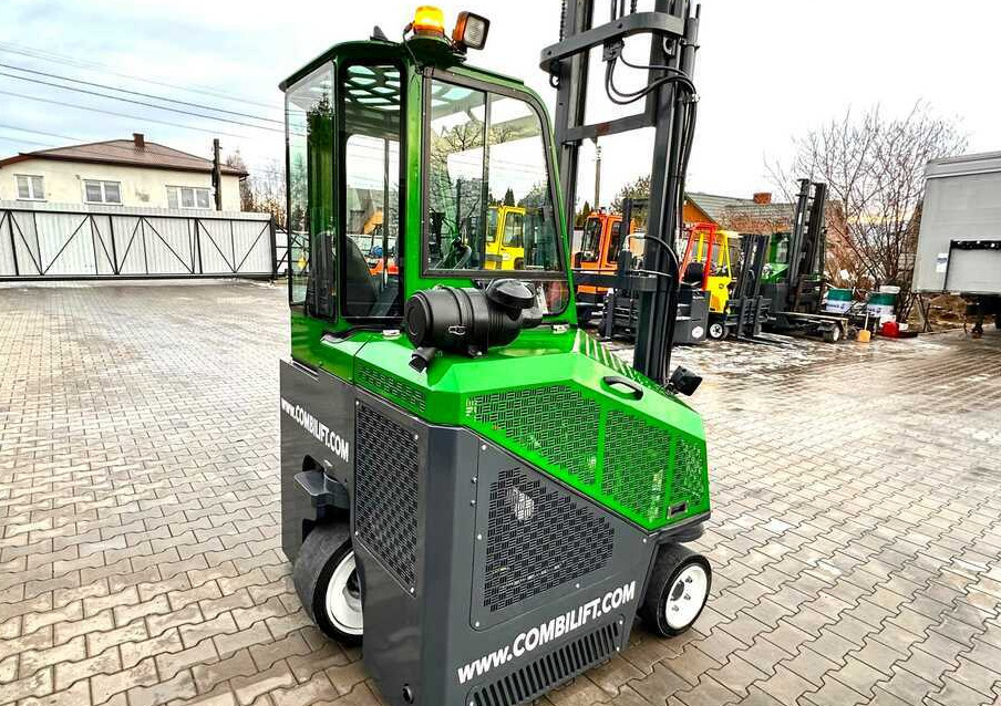 משאית הגעה ב-4 דרכים Combilift Combilift C3000CB - DUPLEX 4000mm - Year 2015 - / CABIN - HEATING / ONLY 6546 MTH / EXCELLENT CONDITION / LIKE NEW!: תמונה 34