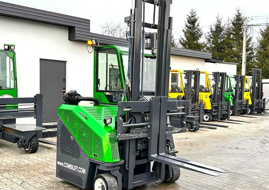 משאית הגעה ב-4 דרכים Combilift Combilift C3000CB - DUPLEX 4000mm - Year 2015 - / CABIN - HEATING / ONLY 6546 MTH / EXCELLENT CONDITION / LIKE NEW!: תמונה 39