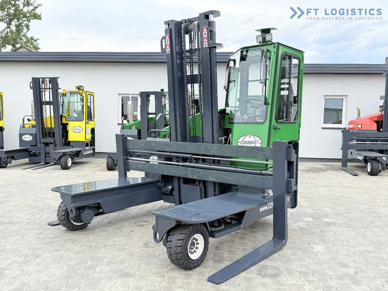 Combilift Combilift C4500 / DIESEL / DUPLEX 4000MM / WIDE FORK POSITIONER / HEATING / FULL CABIN / PERFECT CONDITION / Wide range of four- - משאית הגעה ב-4 דרכים: תמונה 1 Combilift Combilift C4500 / DIESEL / DUPLEX 4000MM / WIDE FORK POSITIONER / HEATING / FULL CABIN / PERFECT CONDITION / Wide range of four- - משאית הגעה ב-4 דרכים: תמונה 1