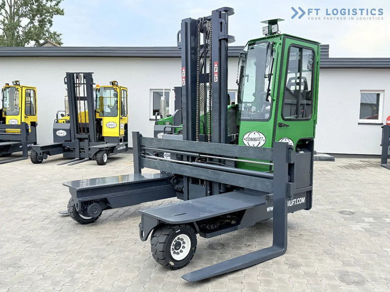 Combilift Combilift C4500 / DIESEL / DUPLEX 4000MM / WIDE FORK POSITIONER / HEATING / FULL CABIN / PERFECT CONDITION / Wide range of four- - משאית הגעה ב-4 דרכים: תמונה 2 Combilift Combilift C4500 / DIESEL / DUPLEX 4000MM / WIDE FORK POSITIONER / HEATING / FULL CABIN / PERFECT CONDITION / Wide range of four- - משאית הגעה ב-4 דרכים: תמונה 2