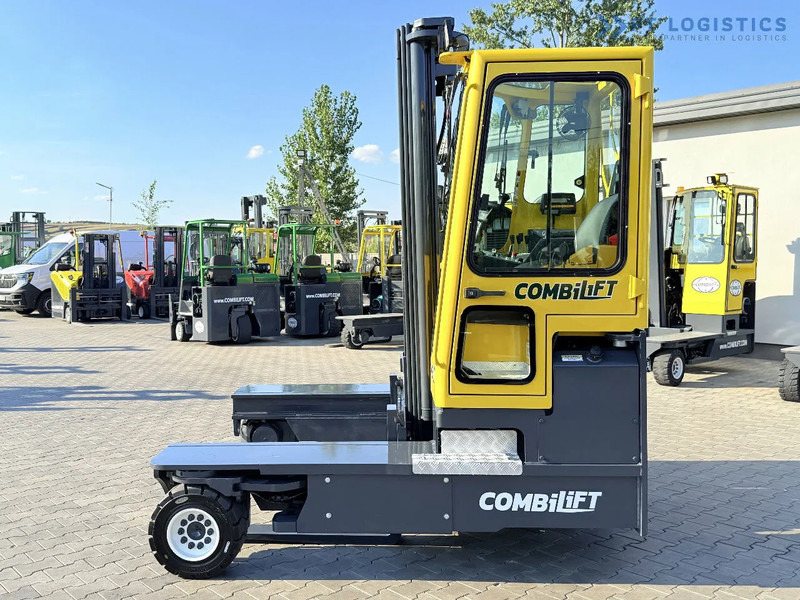 Combilift Combilift C5000 / DIESEL / TRIPLEX 6000MM / FREE LIFT / FORK POSITIONER / BUILT-IN SCALE / HEATING / FULL CABIN / PERFECT CONDIT - משאית הגעה ב-4 דרכים: תמונה 4 Combilift Combilift C5000 / DIESEL / TRIPLEX 6000MM / FREE LIFT / FORK POSITIONER / BUILT-IN SCALE / HEATING / FULL CABIN / PERFECT CONDIT - משאית הגעה ב-4 דרכים: תמונה 4