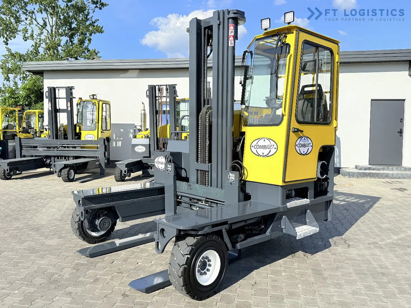 Combilift Combilift C5000XL / GAS / TRIPLEX 6000MM / FREE LIFT / FORK POSITIONER / HEATING / TELESCOPIC FORKS 1200/2000MM / FULL HEATED CA - משאית הגעה ב-4 דרכים: תמונה 4 Combilift Combilift C5000XL / GAS / TRIPLEX 6000MM / FREE LIFT / FORK POSITIONER / HEATING / TELESCOPIC FORKS 1200/2000MM / FULL HEATED CA - משאית הגעה ב-4 דרכים: תמונה 4