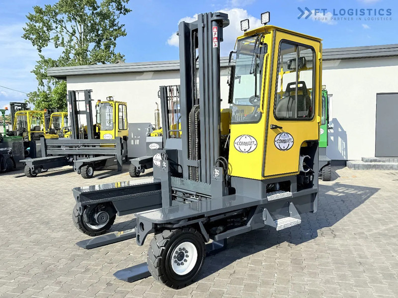 Combilift Combilift C5000XL / GAS / TRIPLEX 6000MM / FREE LIFT / FORK POSITIONER / HEATING / TELESCOPIC FORKS 1200/2000MM / FULL HEATED CA - משאית הגעה ב-4 דרכים: תמונה 1 Combilift Combilift C5000XL / GAS / TRIPLEX 6000MM / FREE LIFT / FORK POSITIONER / HEATING / TELESCOPIC FORKS 1200/2000MM / FULL HEATED CA - משאית הגעה ב-4 דרכים: תמונה 1