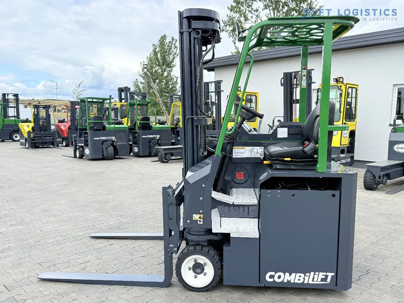 Combilift Combilift CBE2500 / TRIPLEX / 5500MM / FREE LIFT / ELECTRIC DRIVE / ONLY 2300 MTH / FORK POSITIONER / SIDE SHIFT / NEW TYRES / L - משאית הגעה ב-4 דרכים: תמונה 3 Combilift Combilift CBE2500 / TRIPLEX / 5500MM / FREE LIFT / ELECTRIC DRIVE / ONLY 2300 MTH / FORK POSITIONER / SIDE SHIFT / NEW TYRES / L - משאית הגעה ב-4 דרכים: תמונה 3