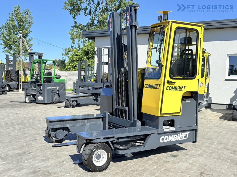 Combilift Combilift FOUR-WAY MULTIDIRECTIONAL FORKLIFT C4000 / DIESEL / DUPLEX 4100MM / ONLY 2888 HOURS / FORK POSITIONER / FULL CABIN – H - משאית הגעה ב-4 דרכים: תמונה 4 Combilift Combilift FOUR-WAY MULTIDIRECTIONAL FORKLIFT C4000 / DIESEL / DUPLEX 4100MM / ONLY 2888 HOURS / FORK POSITIONER / FULL CABIN – H - משאית הגעה ב-4 דרכים: תמונה 4
