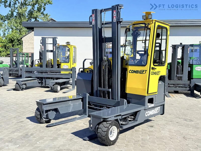 Combilift Combilift FOUR-WAY MULTIDIRECTIONAL FORKLIFT C4000 / DIESEL / DUPLEX 4100MM / ONLY 2888 HOURS / FORK POSITIONER / FULL CABIN – H - משאית הגעה ב-4 דרכים: תמונה 3 Combilift Combilift FOUR-WAY MULTIDIRECTIONAL FORKLIFT C4000 / DIESEL / DUPLEX 4100MM / ONLY 2888 HOURS / FORK POSITIONER / FULL CABIN – H - משאית הגעה ב-4 דרכים: תמונה 3