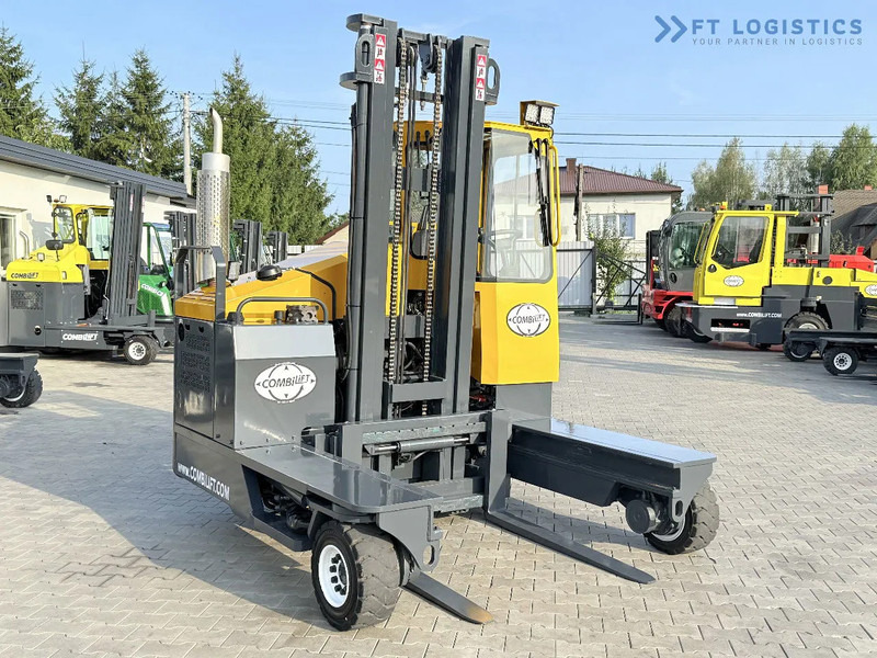 Combilift Combilift FOUR-WAY MULTIDIRECTIONAL FORKLIFT C4000 / GAS / DUPLEX 4500MM / ONLY 6604 HOURS / SIDE SHIFT / FULL CABIN / PERFECT C - משאית הגעה ב-4 דרכים: תמונה 5 Combilift Combilift FOUR-WAY MULTIDIRECTIONAL FORKLIFT C4000 / GAS / DUPLEX 4500MM / ONLY 6604 HOURS / SIDE SHIFT / FULL CABIN / PERFECT C - משאית הגעה ב-4 דרכים: תמונה 5