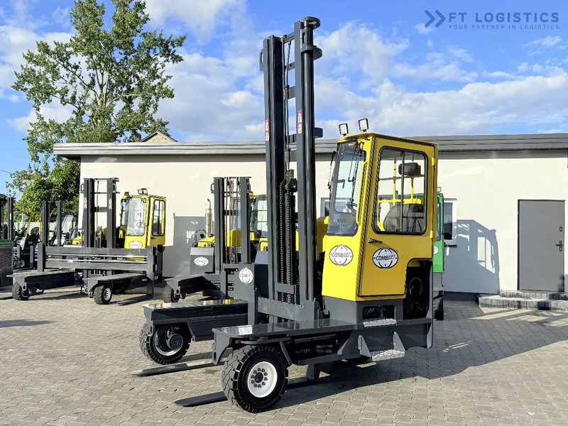 Combilift Combilift FOUR-WAY MULTIDIRECTIONAL FORKLIFT C5000XL / GAS / DUPLEX 6000MM / ONLY 3479 HOURS / SIDE SHIFT / FULL CABIN / PERFECT - משאית הגעה ב-4 דרכים: תמונה 2 Combilift Combilift FOUR-WAY MULTIDIRECTIONAL FORKLIFT C5000XL / GAS / DUPLEX 6000MM / ONLY 3479 HOURS / SIDE SHIFT / FULL CABIN / PERFECT - משאית הגעה ב-4 דרכים: תמונה 2