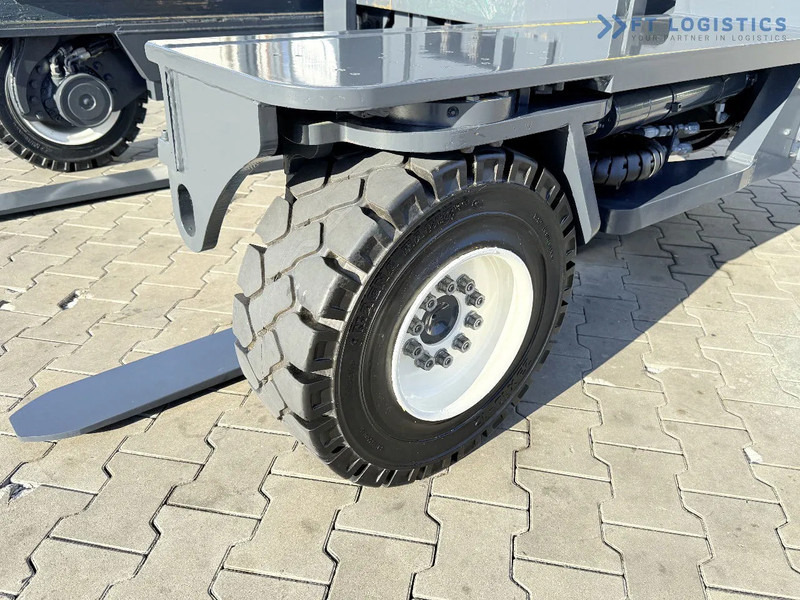 Combilift Combilift FOUR-WAY MULTIDIRECTIONAL FORKLIFT C5000XL / GAS / DUPLEX 6000MM / ONLY 3479 HOURS / SIDE SHIFT / FULL CABIN / PERFECT - משאית הגעה ב-4 דרכים: תמונה 3 Combilift Combilift FOUR-WAY MULTIDIRECTIONAL FORKLIFT C5000XL / GAS / DUPLEX 6000MM / ONLY 3479 HOURS / SIDE SHIFT / FULL CABIN / PERFECT - משאית הגעה ב-4 דרכים: תמונה 3