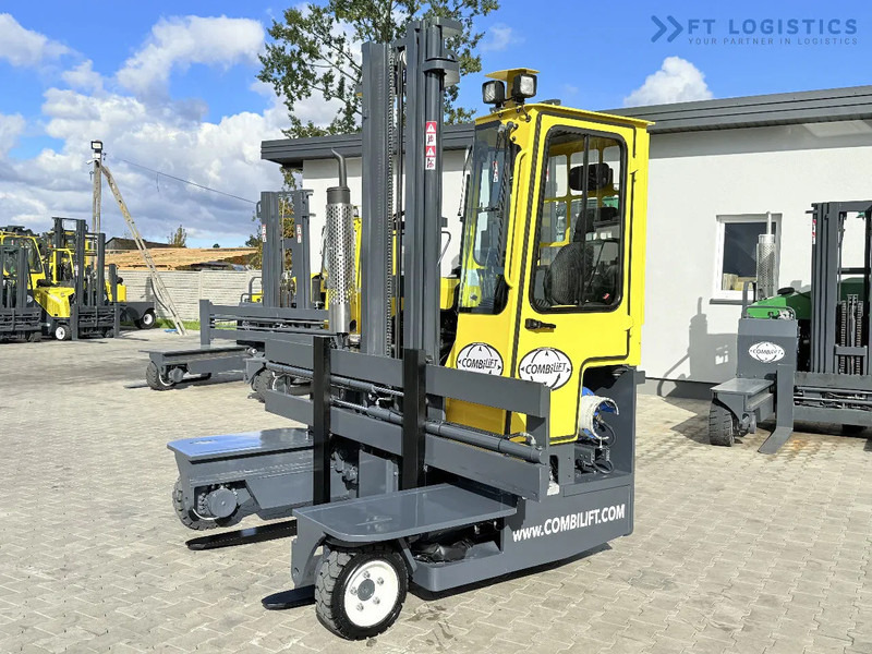 Combilift FOUR-WAY / MULTI-DIRECTIONAL FORKLIFT / ONLY 491 HOURS / C2500 / GAS / DUPLEX 4600MM / SHORT – ONLY 1900MM / WIDTH 2700MM WITH F - משאית הגעה ב-4 דרכים: תמונה 3 Combilift FOUR-WAY / MULTI-DIRECTIONAL FORKLIFT / ONLY 491 HOURS / C2500 / GAS / DUPLEX 4600MM / SHORT – ONLY 1900MM / WIDTH 2700MM WITH F - משאית הגעה ב-4 דרכים: תמונה 3