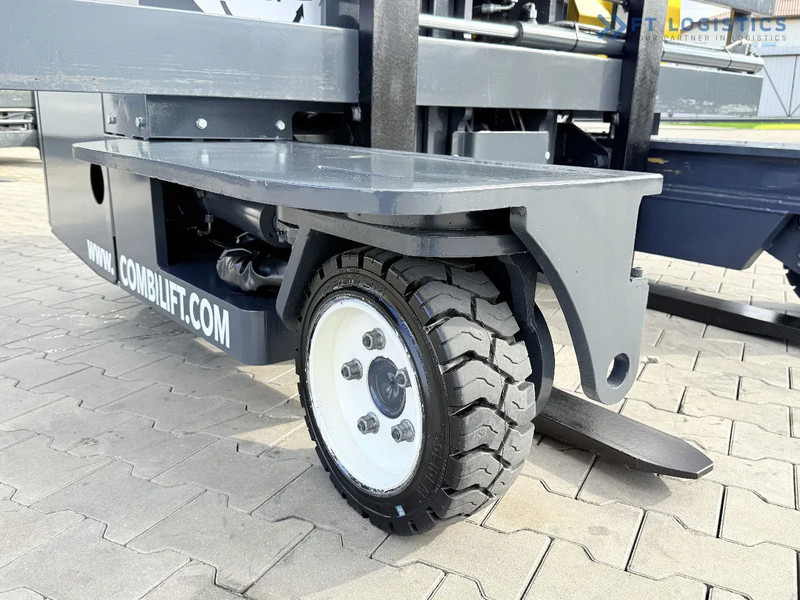 Combilift FOUR-WAY / MULTI-DIRECTIONAL FORKLIFT / ONLY 491 HOURS / C2500 / GAS / DUPLEX 4600MM / SHORT – ONLY 1900MM / WIDTH 2700MM WITH F - משאית הגעה ב-4 דרכים: תמונה 5 Combilift FOUR-WAY / MULTI-DIRECTIONAL FORKLIFT / ONLY 491 HOURS / C2500 / GAS / DUPLEX 4600MM / SHORT – ONLY 1900MM / WIDTH 2700MM WITH F - משאית הגעה ב-4 דרכים: תמונה 5